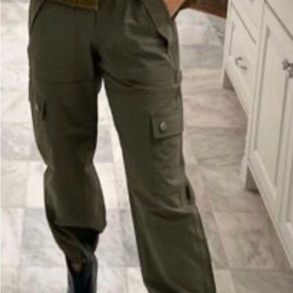 CAbi Olive Green Quantum Cargo - Picture 2 of 13